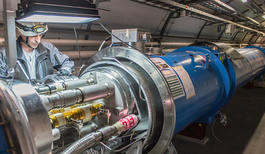 LHC manutenzione