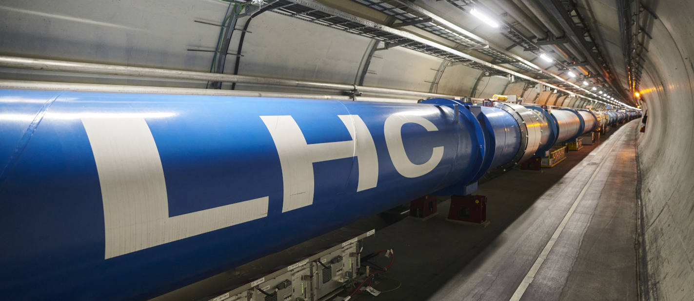 LHC tunnel scritta 2024