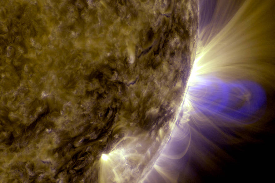 magnetic loops on the sun